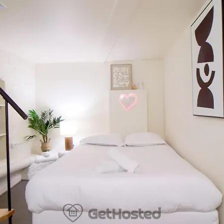 Expo - Charming - Gethosted Paris