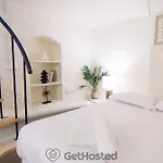 Expo - Charming - Gethosted *